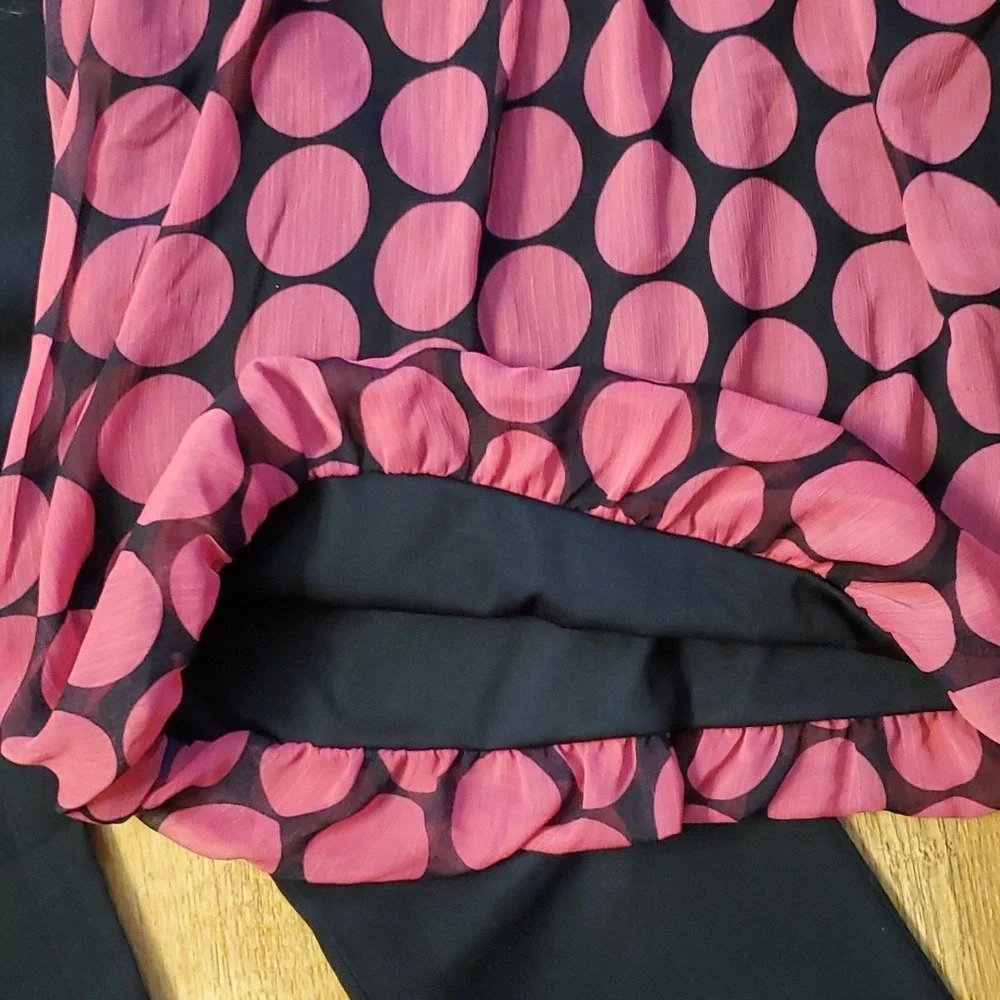 Tempted Pink‎ Polka Dot Sequin Flowy Top with Black Cherokee Pants Outfit